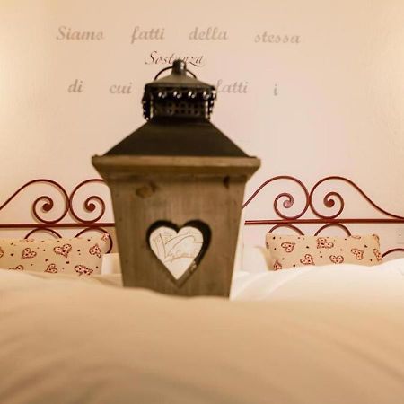 Le Coeur Du Pont Hotel Donnaz Buitenkant foto